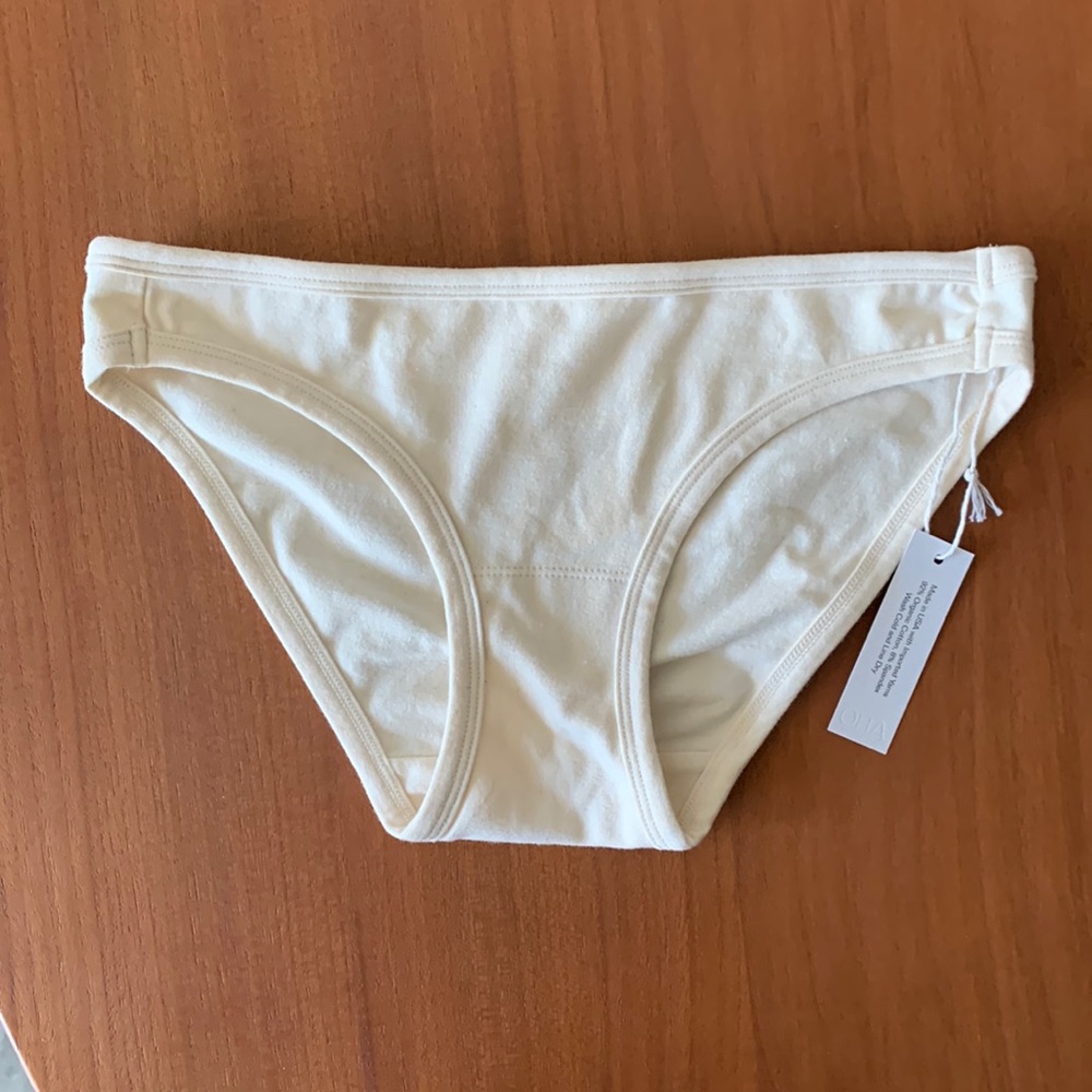 ARQ Lou Undies, size M, cotton